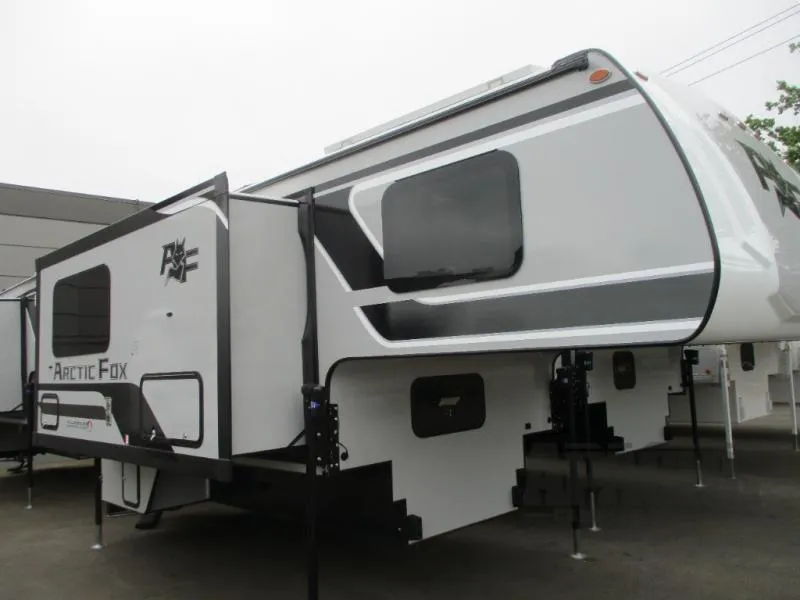 2026 Northwood Arctic Fox Camper 1140 - Photo 3