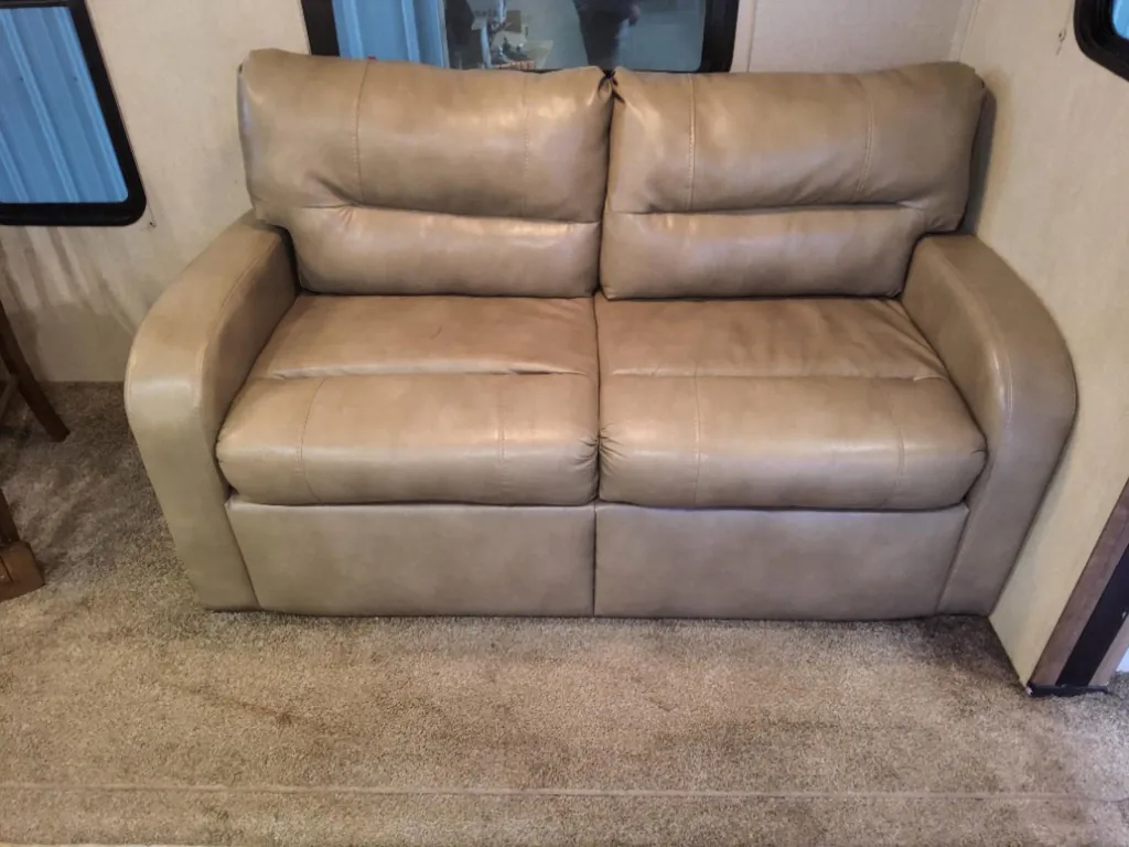 2018 Gulf Stream Conquest 295SBW, Photos photo 16