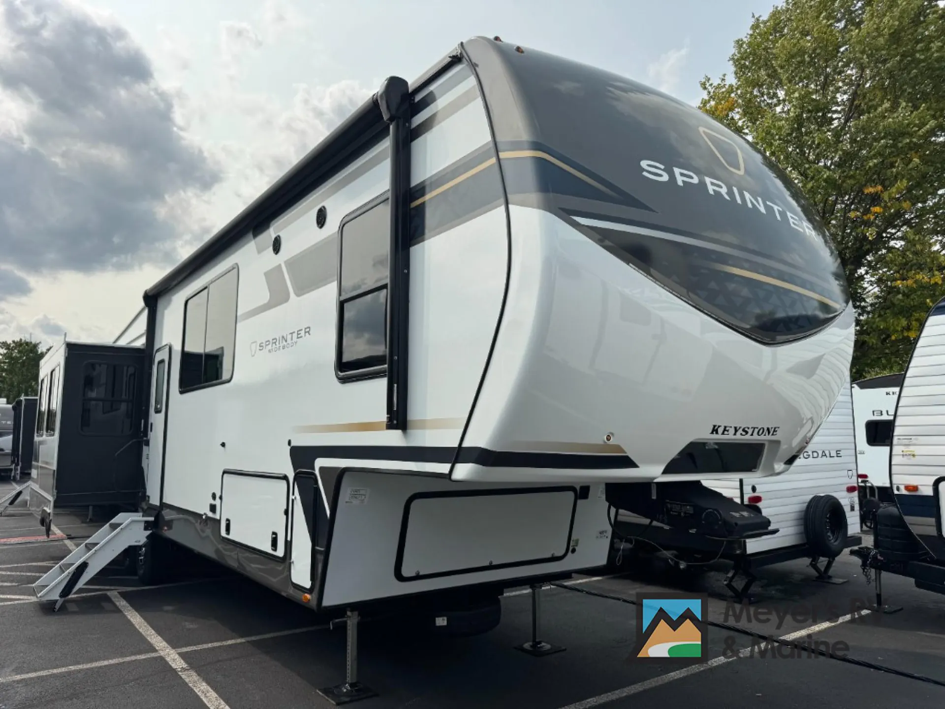 2026 Keystone Sprinter 3590LFT - Photo 2