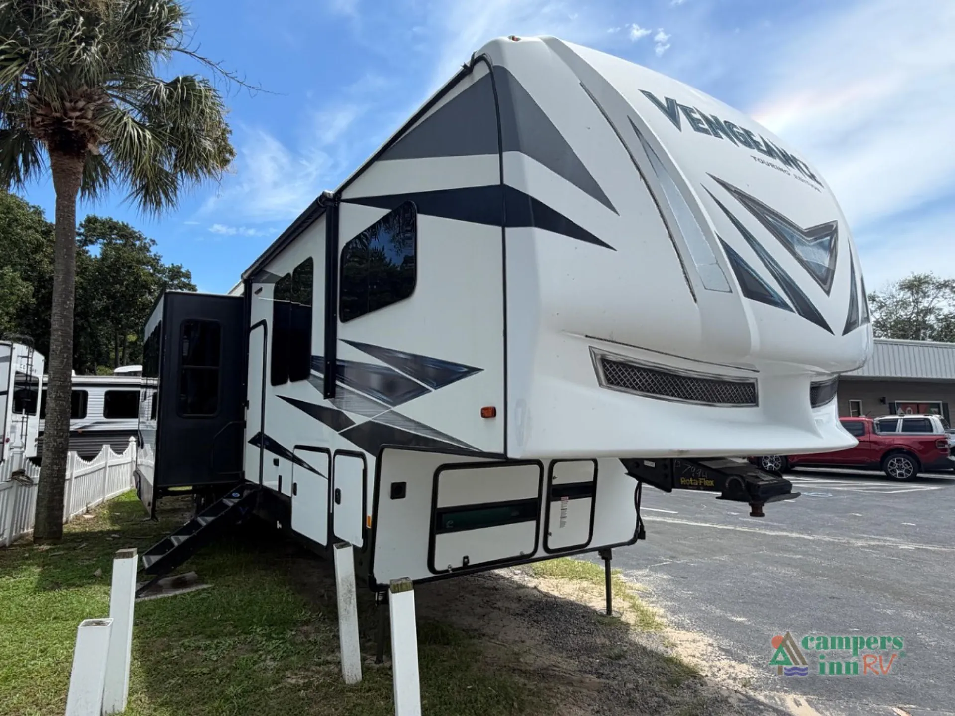 2019 Forest River Vengeance Touring Edition 381L12-6 - Photo 2