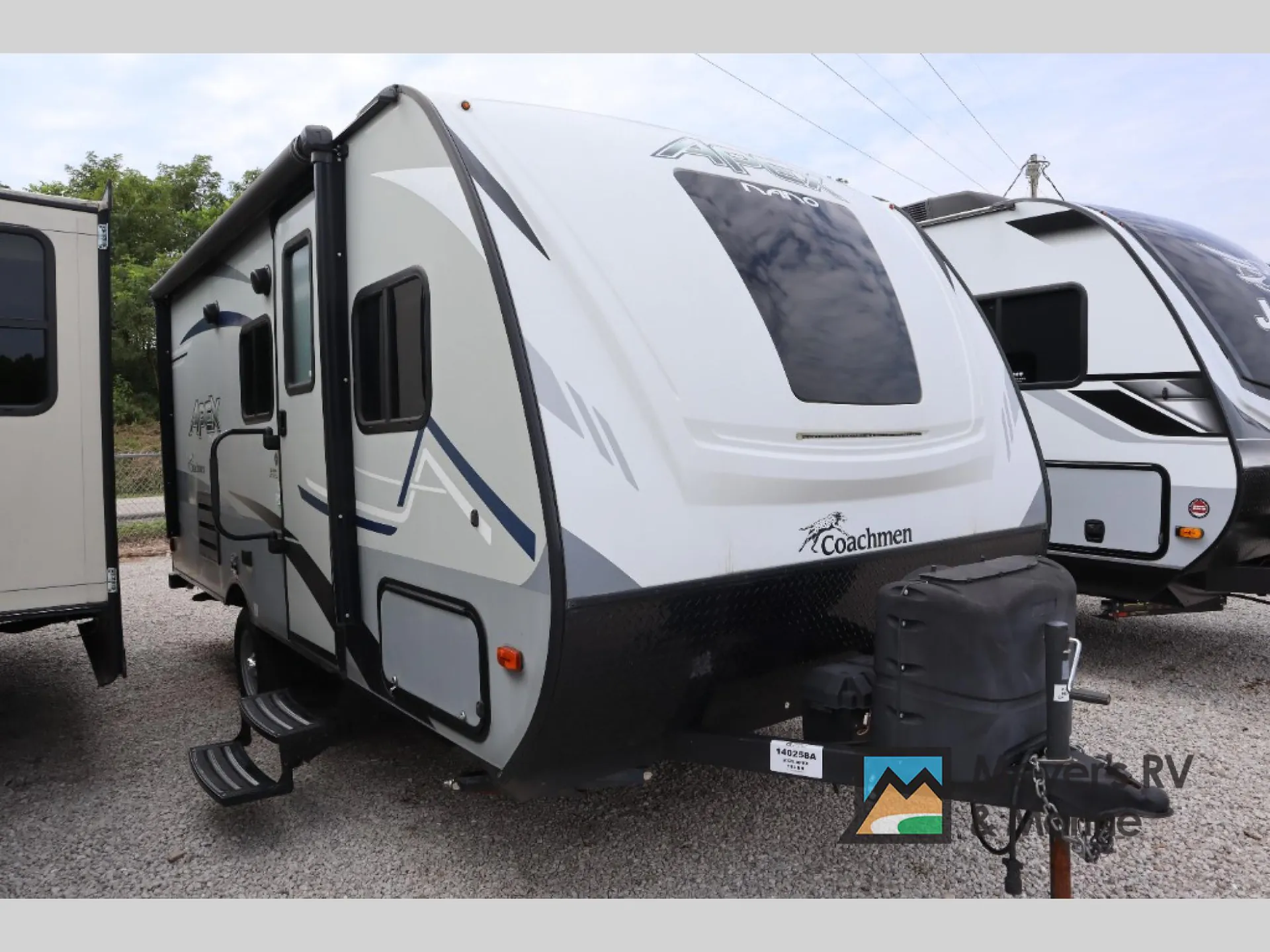 2022 Coachmen Apex Nano 185BH - Photo 2