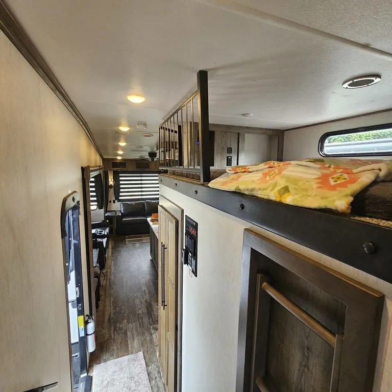 2021 Forest River Sabre 36BHQ, Photos photo 23