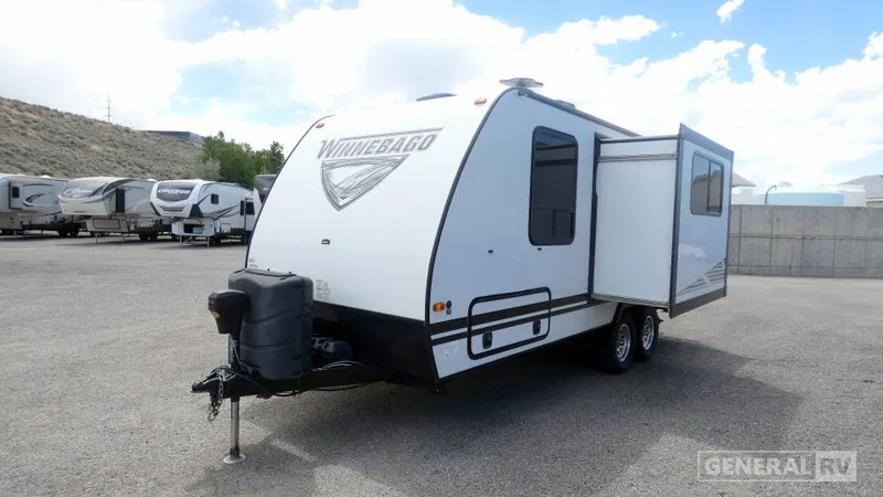 2019 Winnebago Micro Minnie 2108DS - Photo 2