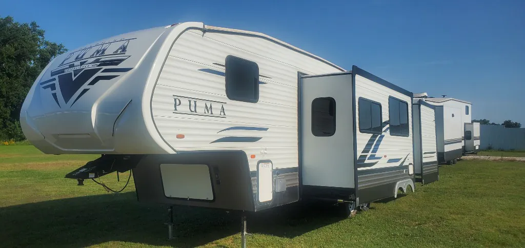 2022 Palomino Puma 295BHSS - Photo 4