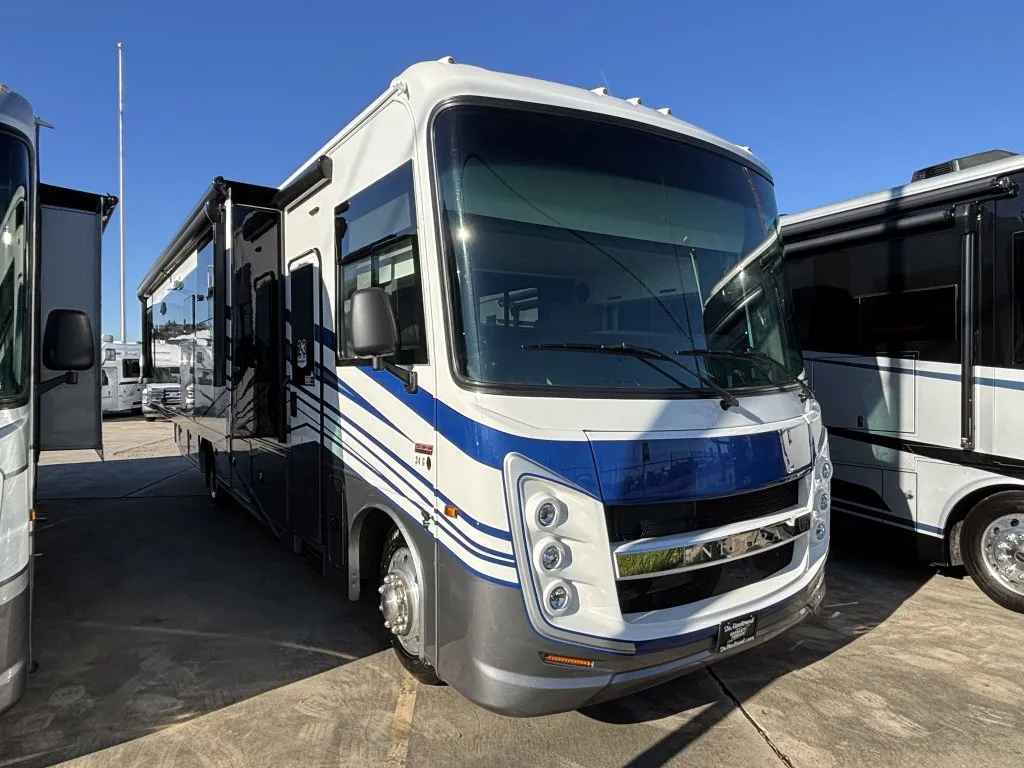 2014 Entegra ANTHEM 44SL - Photo 3