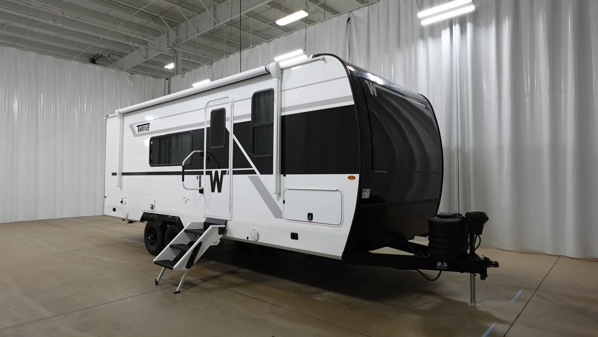 2026 Winnebago Thrive 22MLS - Photo 2