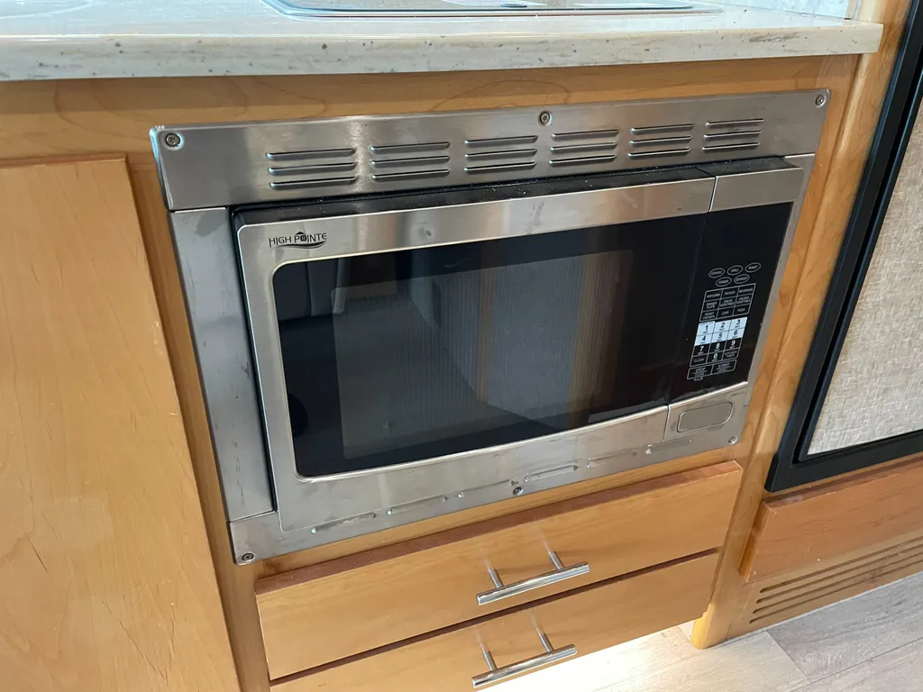 2017 Tiffin Wayfarer 24 QW, Photos photo 11