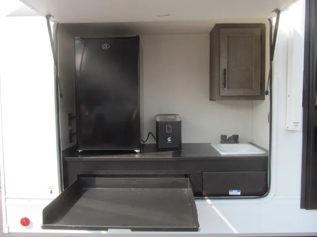 2026 Forest River Cherokee Alpha Wolf 33BH, Photos photo 10