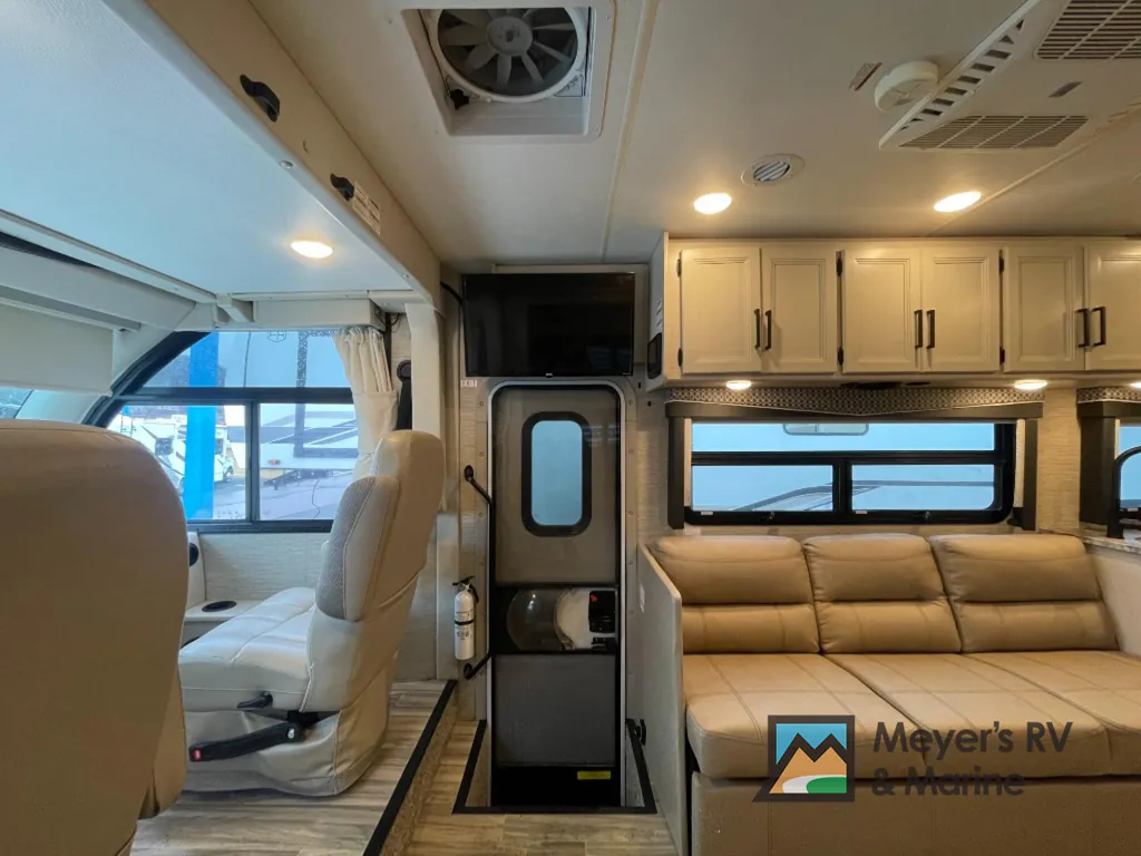 2023 Thor Motor Coach Vegas 24.3, Photos photo 15
