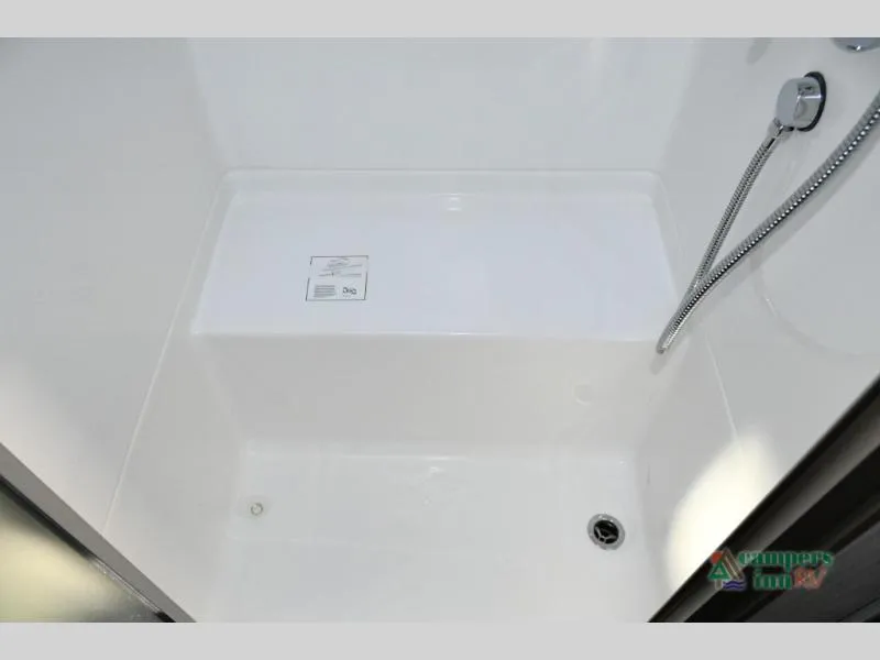2026 Airstream International 28RB - Photo 3