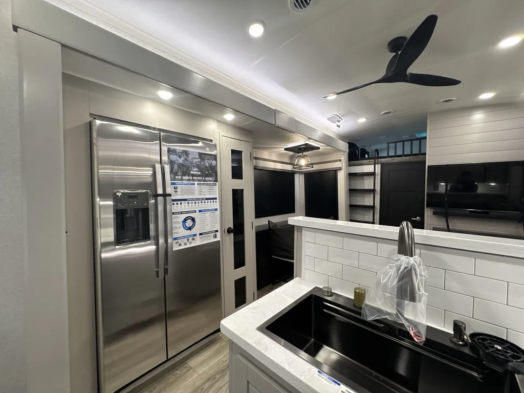 2026 Jayco North Point 395DSDB, Photos photo 3
