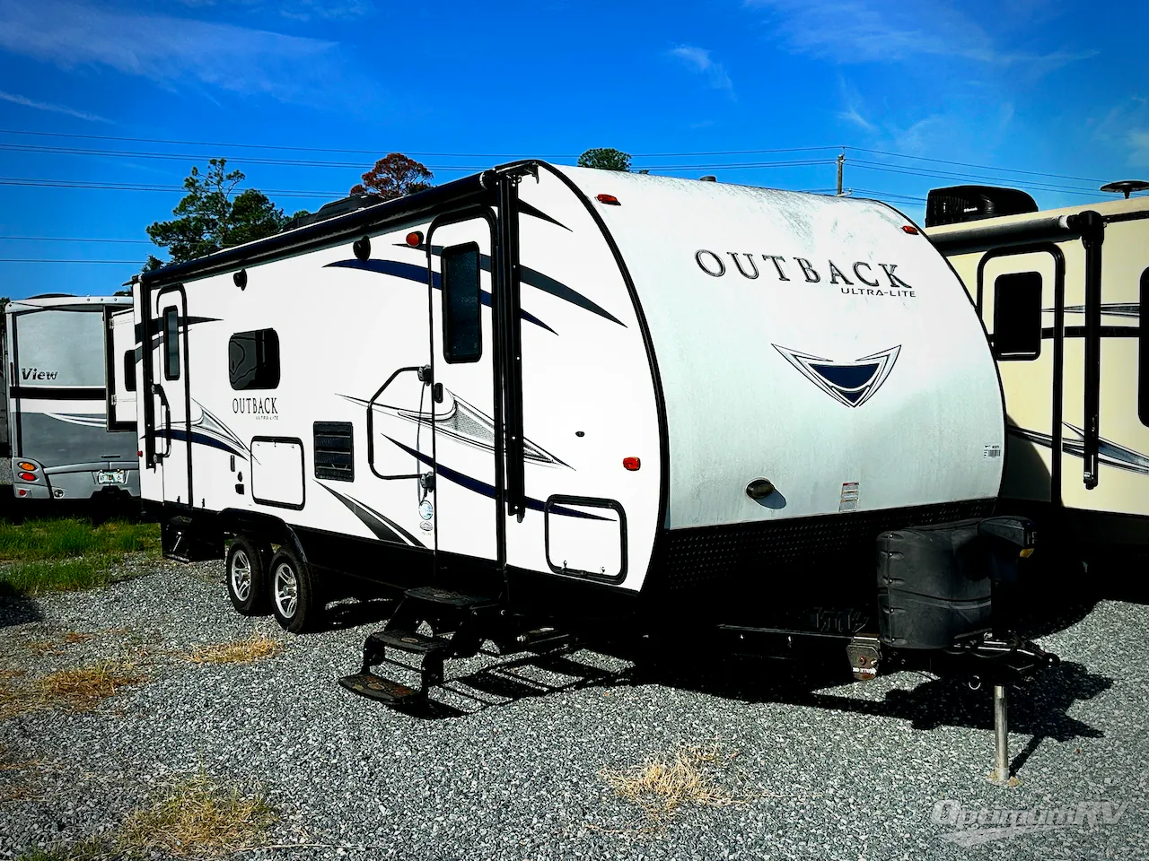 2017 Keystone Outback Ultra-Lite 250URS - Photo 2