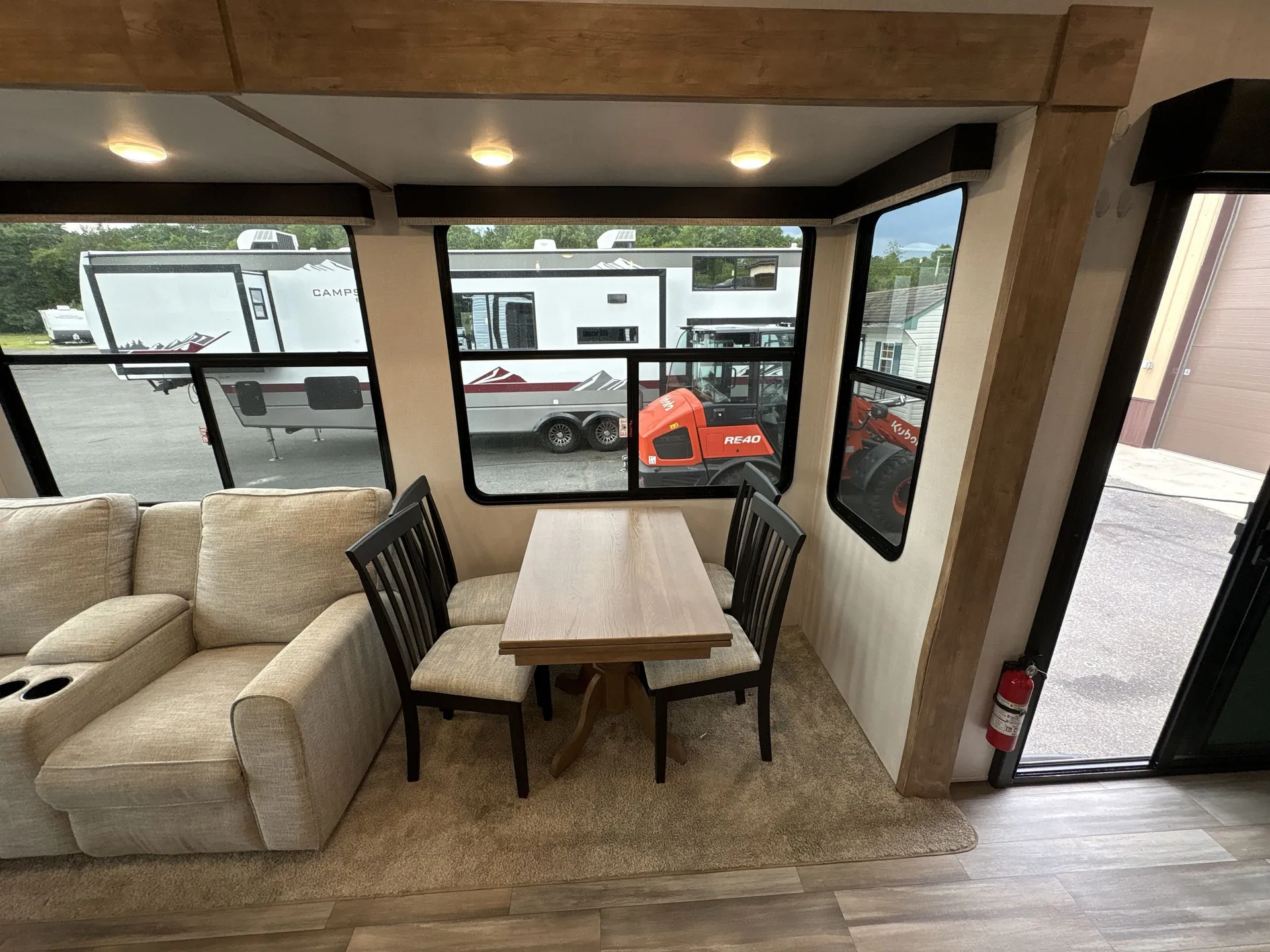 2023 Keystone Residence 401MKTS — living area main