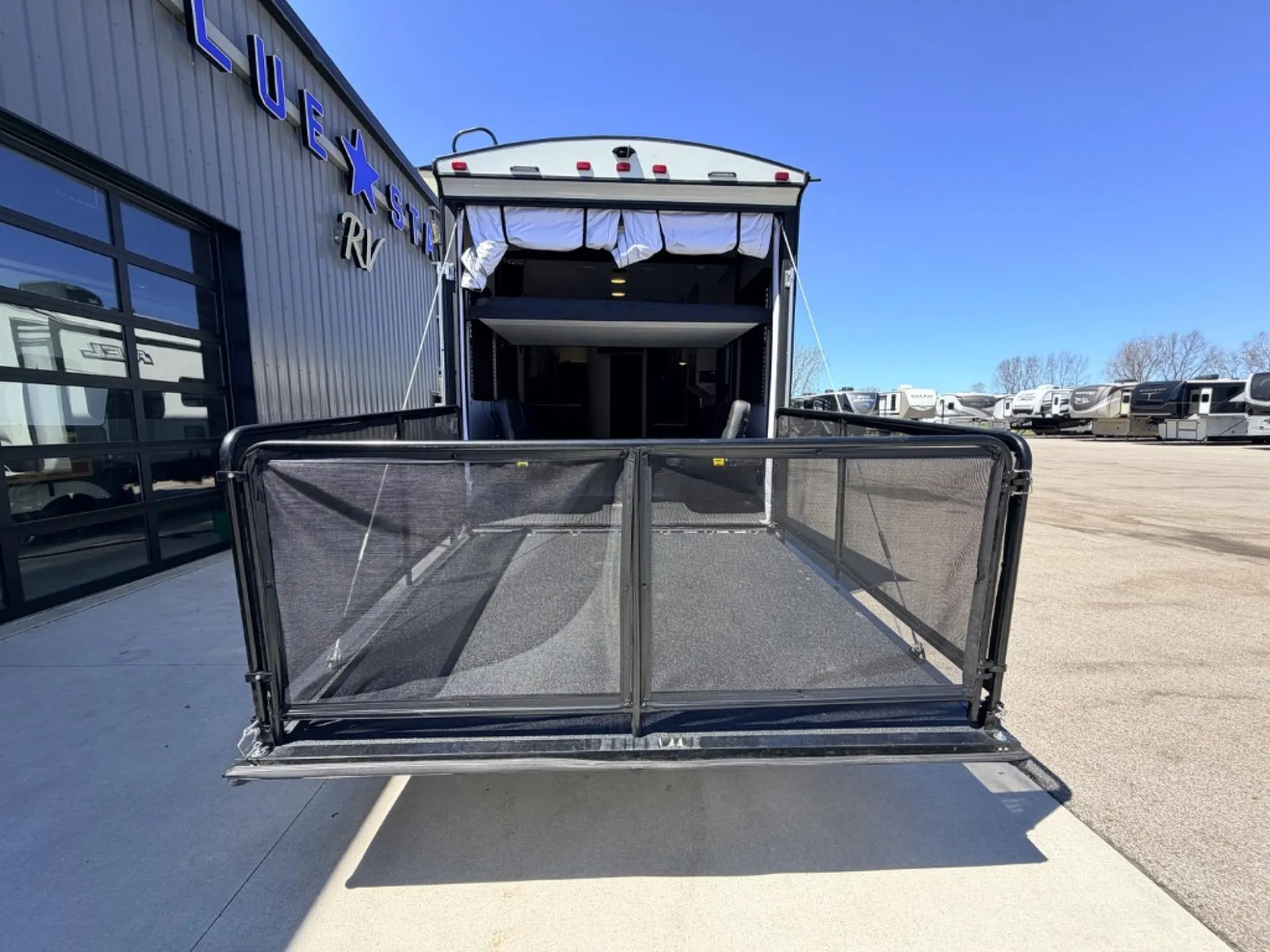 2022 Heartland Fuel 305 - Photo 4
