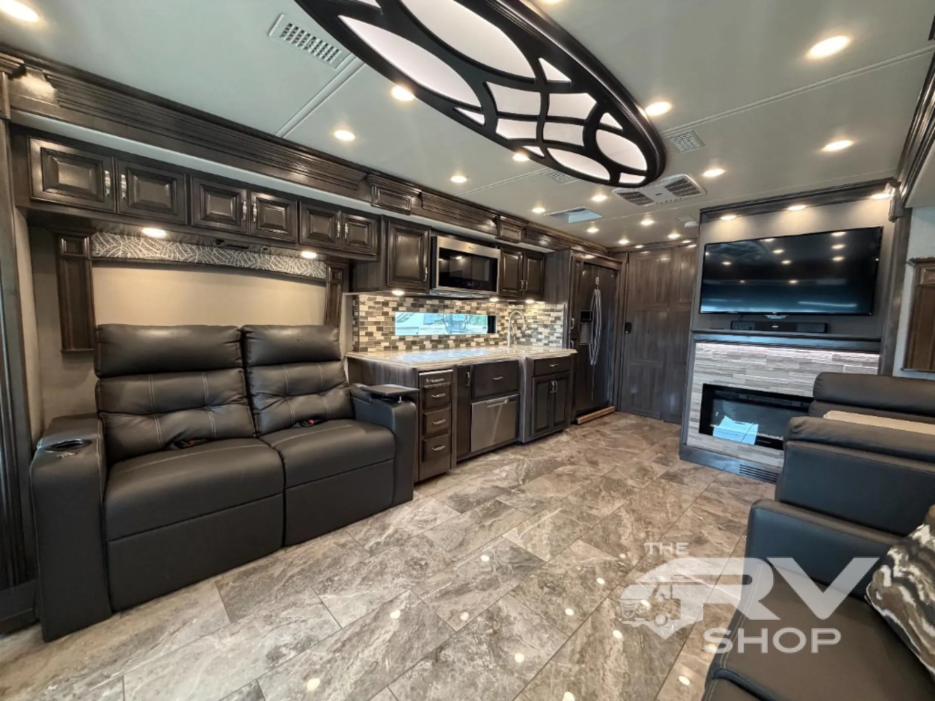 2020 Holiday Rambler Endeavor 38W - Photo 3
