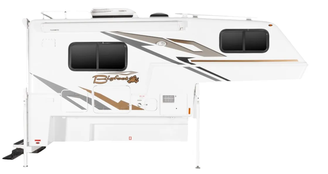 2500 Series C9.4LB exterior