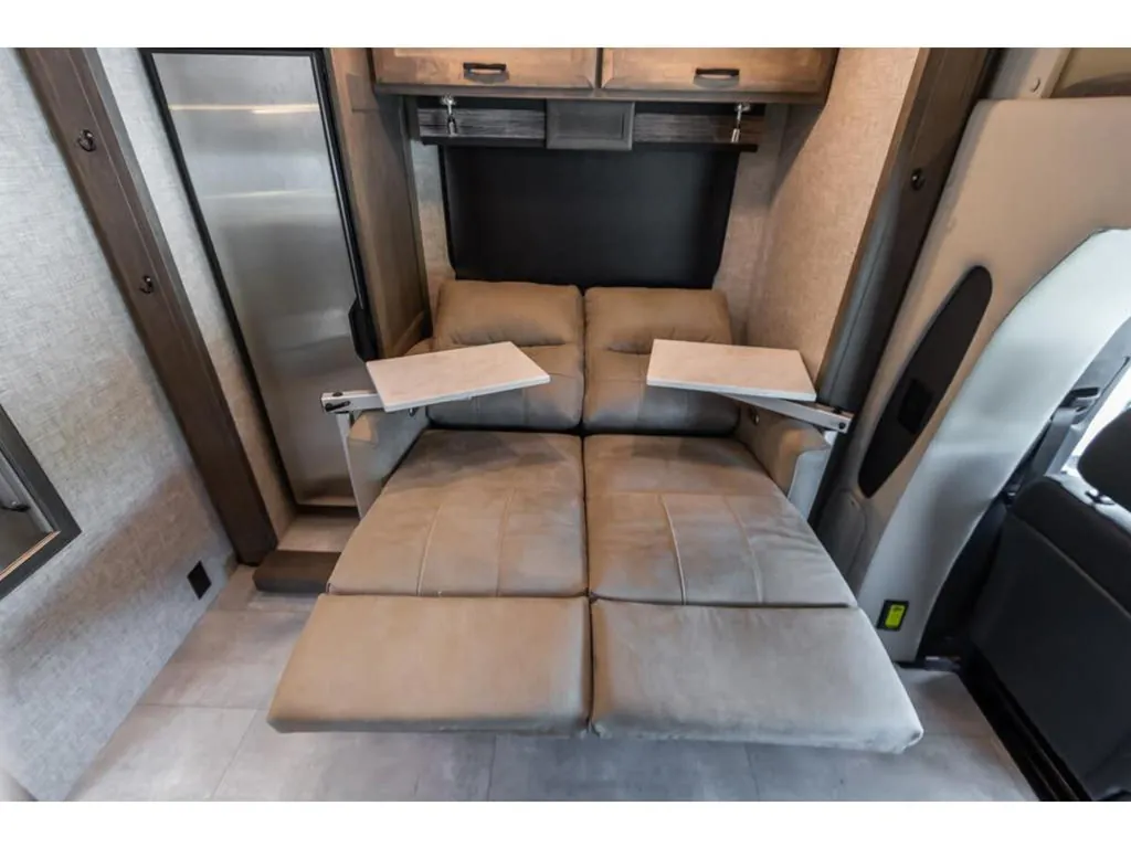 2025 Tiffin Wayfarer 25 XLW, Photos photo 14
