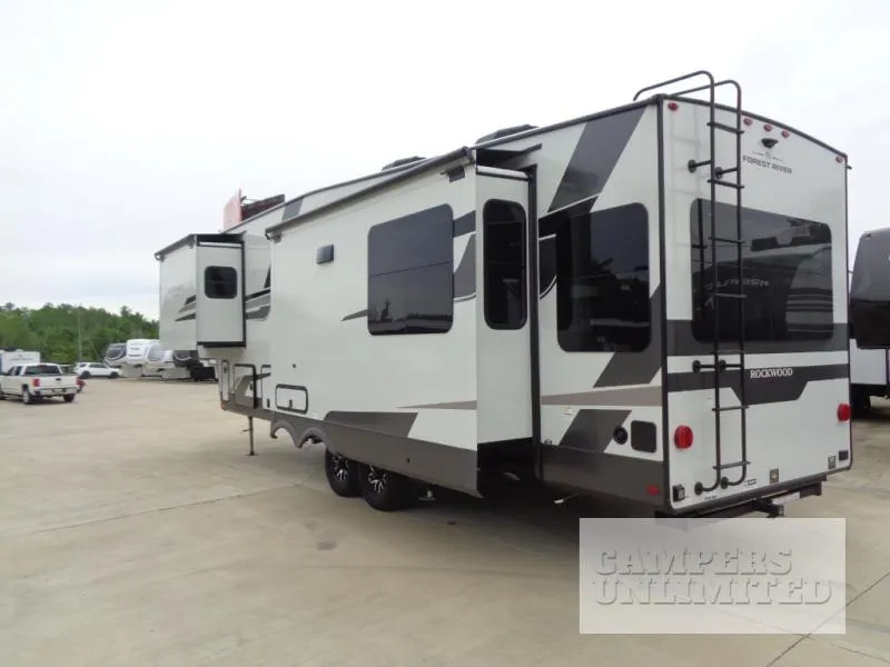 2026 Forest River Rockwood Signature 372RL - Photo 4