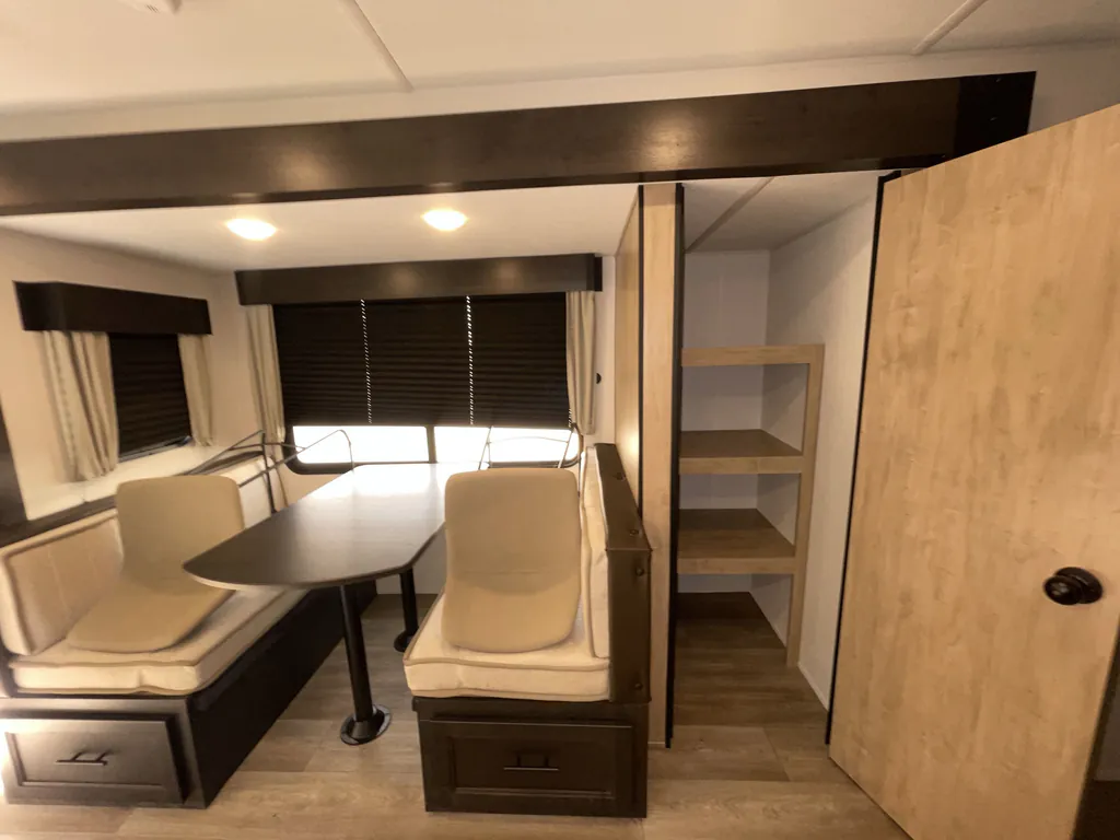 2027 Forest River Cherokee Wolf Den 306MM, Photos photo 13