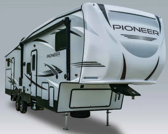Heartland Pioneer 251 exterior