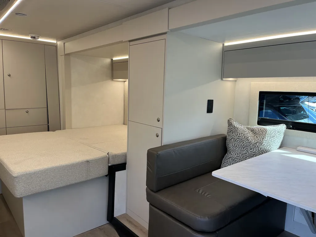 2027 Tiffin Wayfarer 25 PW, Photos photo 6