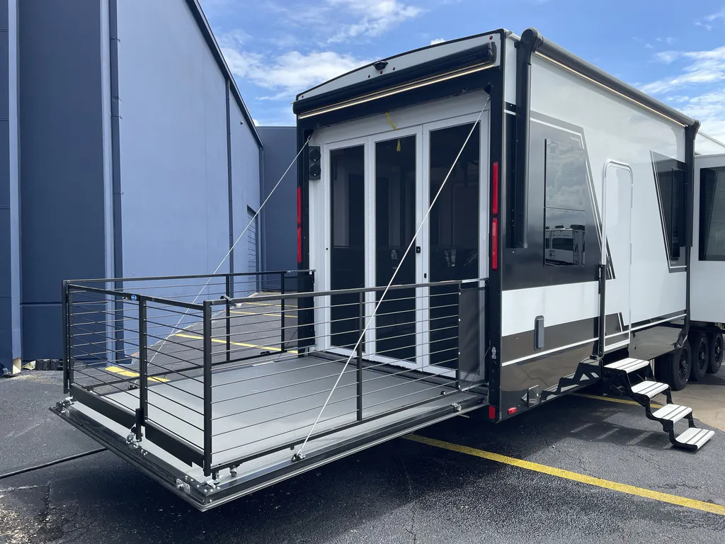 2025 Brinkley Model G 4100, Photos photo 40