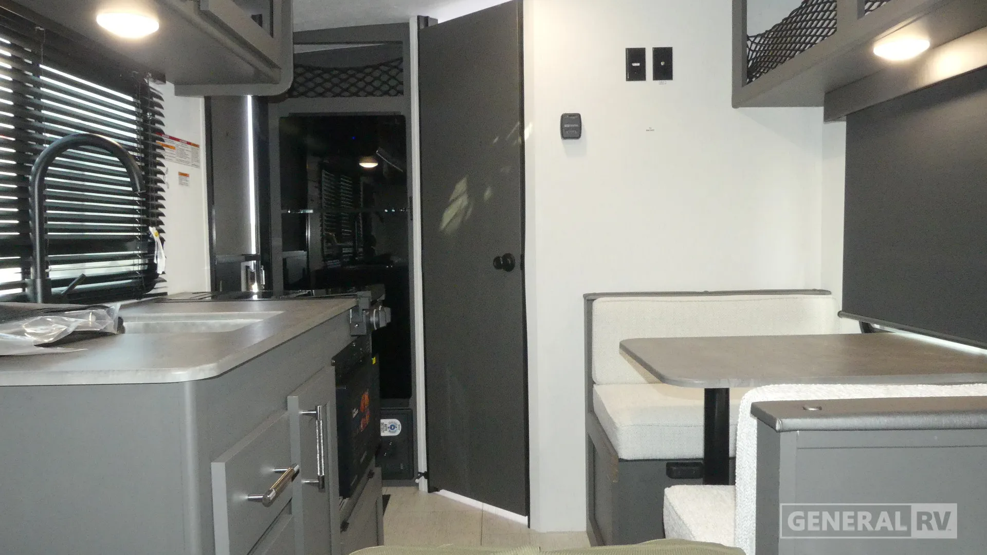 2027 Coachmen Remote 14R - Photo 3