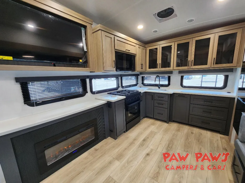 2026 Forest River Rockwood Signature R301RKS, Photos photo 10