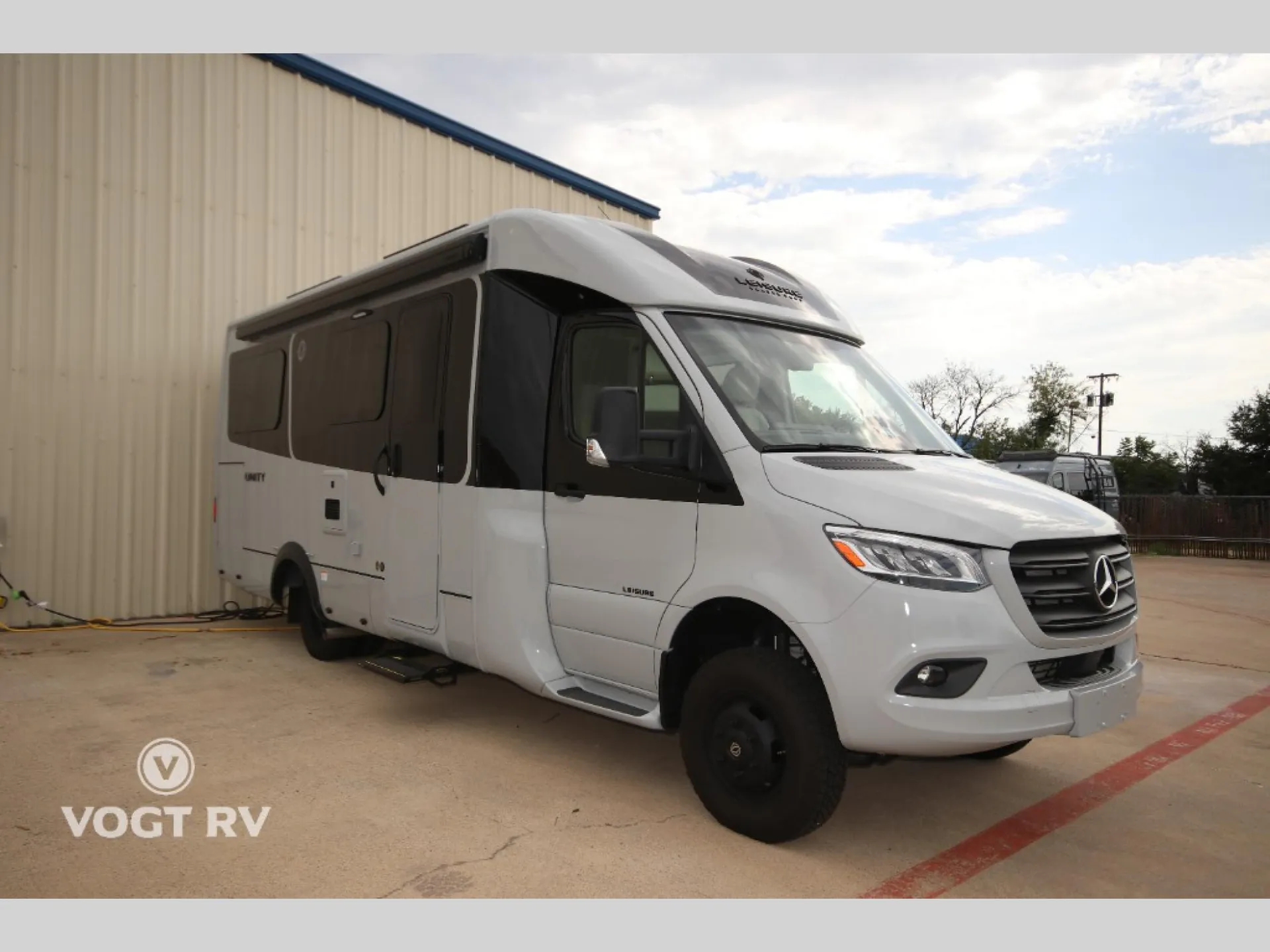 2026 Leisure Travel Unity TBX - Photo 2