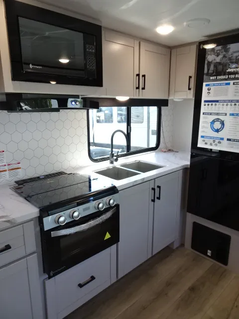 2026 Jayco Jay Feather 29QBH, Photos photo 26
