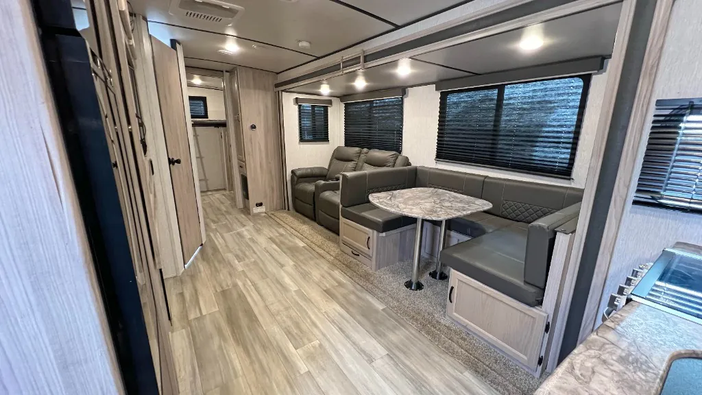 2021 Coachmen Spirit Ultra Lite 3272BH - Photo 4