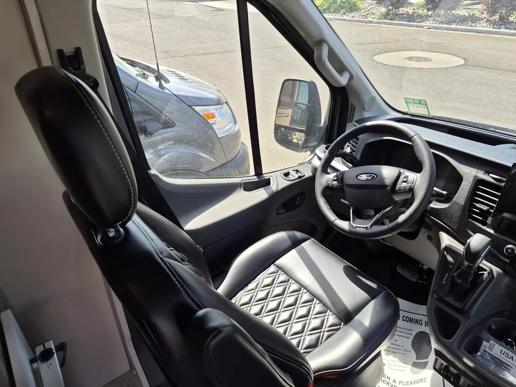 2027 Chinook RV Bayside TB, Photos photo 4