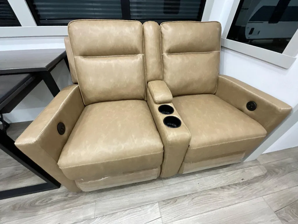 2025 Brinkley Model G 4100, Photos photo 25