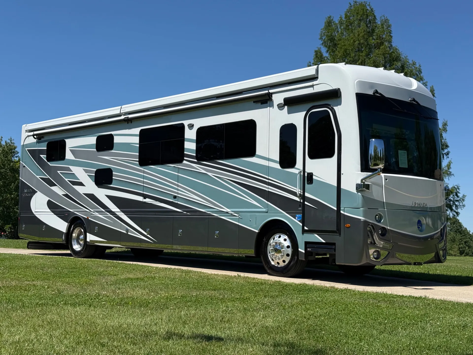 2025 Holiday Rambler Armada 40P - Photo 2