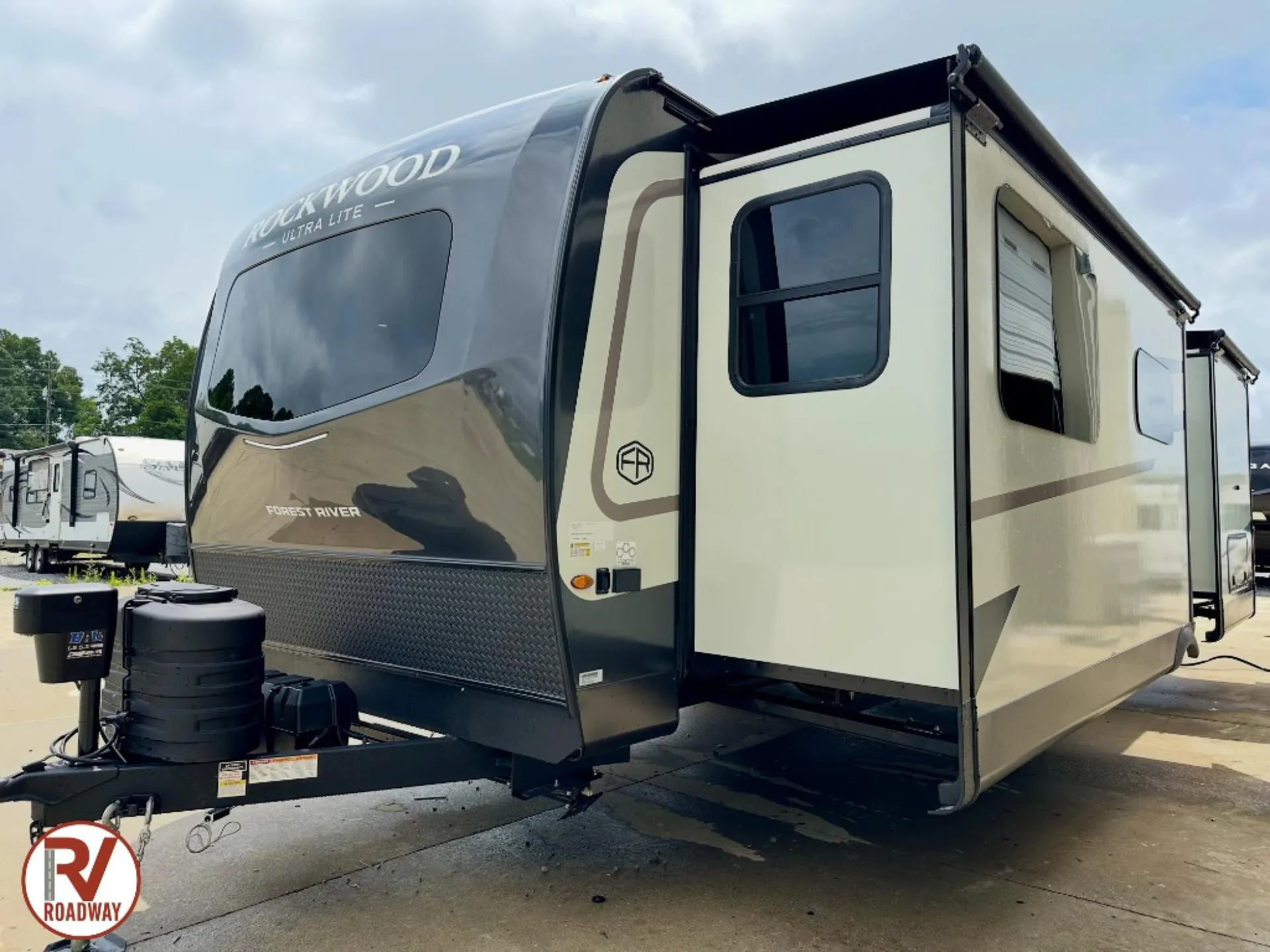 2027 Forest River Rockwood Ultra Lite 2608BS - Photo 3