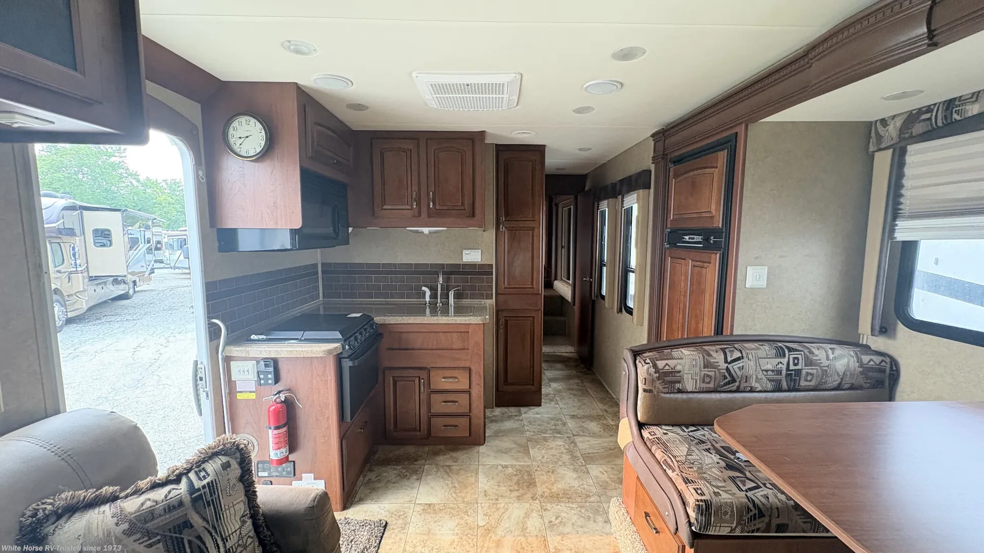 2013 Jayco Greyhawk 31DS - Photo 4
