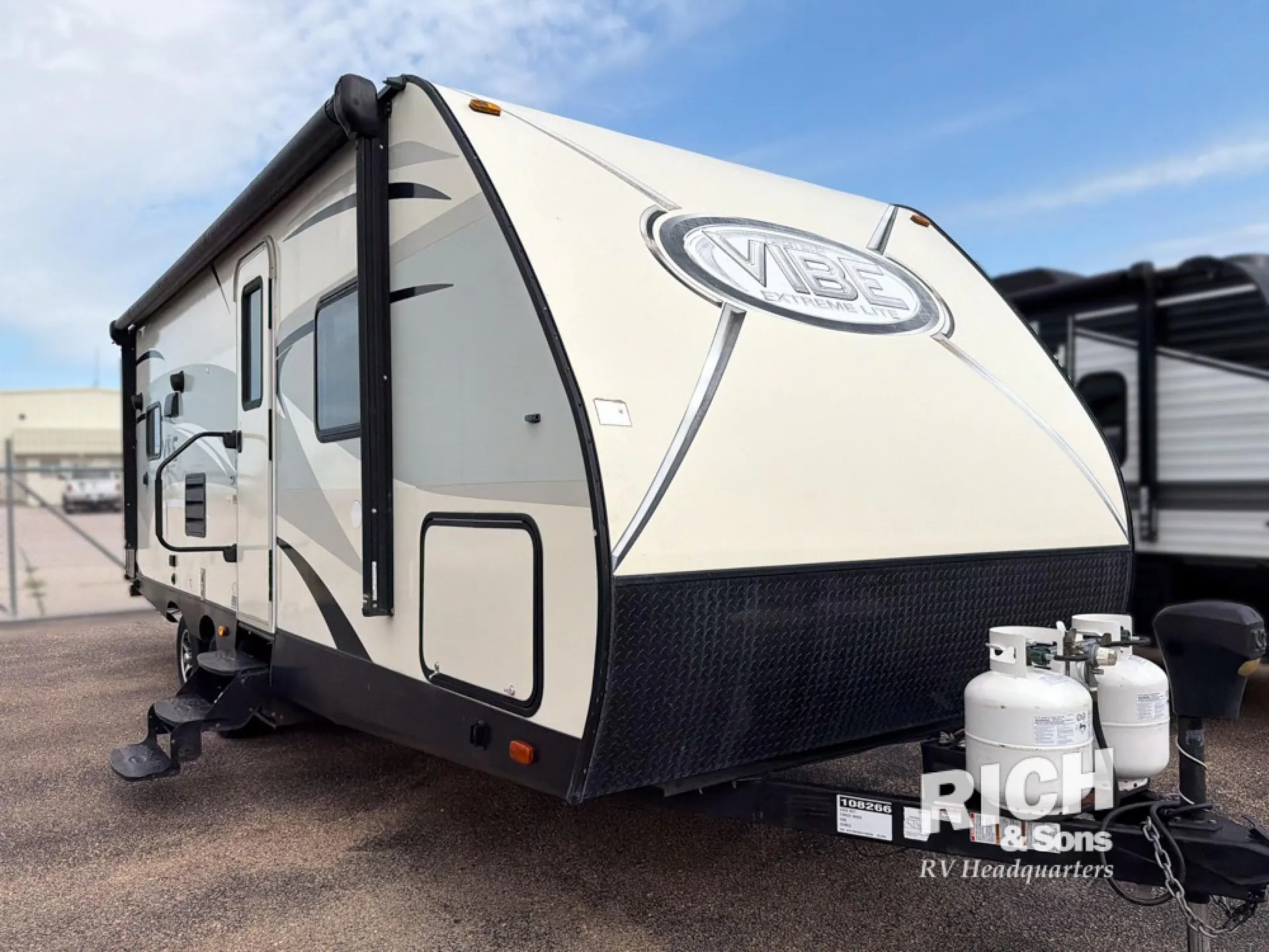 2017 Forest River Vibe Extreme Lite 224RLS dealer photo 1 from Rich & Sons Camper Sales