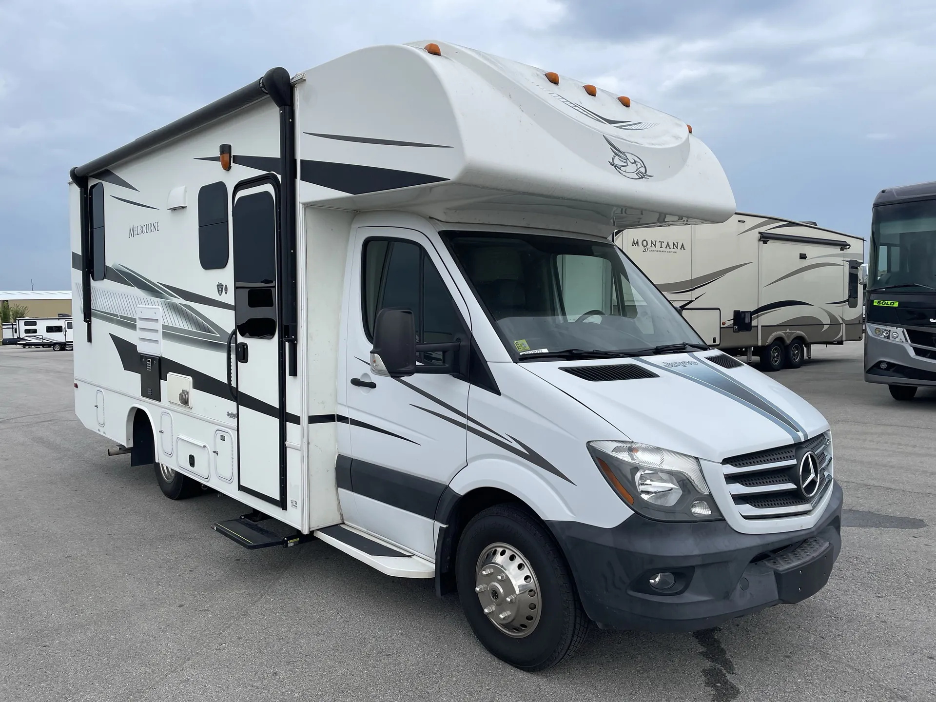 2018 Jayco Melbourne 24L - Photo 2