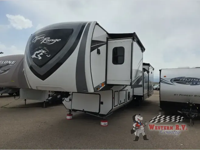 2024 Highland Ridge Open Range 371MBH - Photo 2