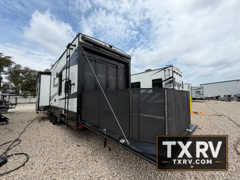 2018 Grand Design Momentum 351M, Photos photo 91