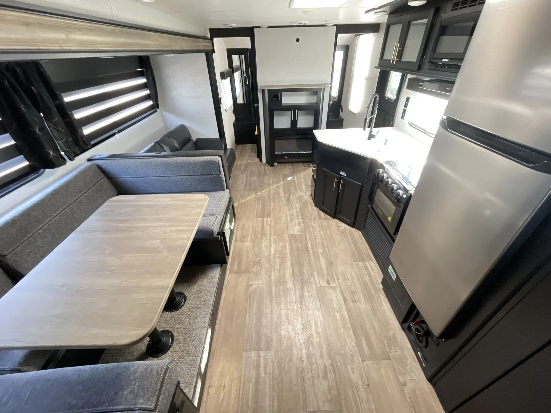 2022 Forest River Cherokee Grey Wolf 26DBH — living area main