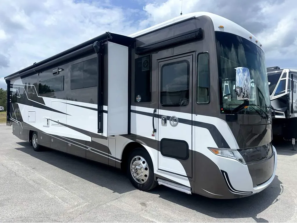 2026 Tiffin Byway 38 CL - Photo 2