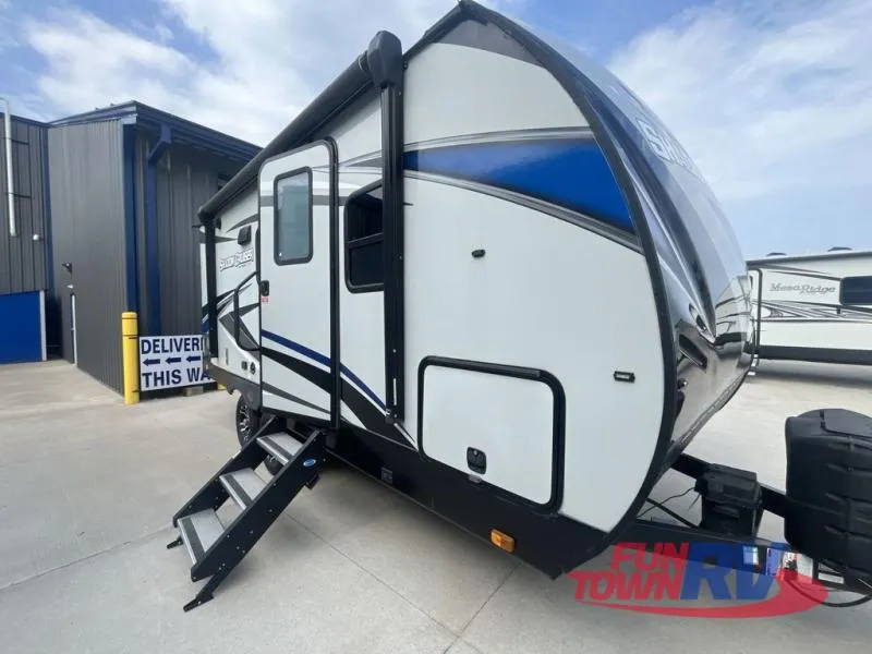 2020 Cruiser RV Shadow Cruiser 193MBS - Photo 2