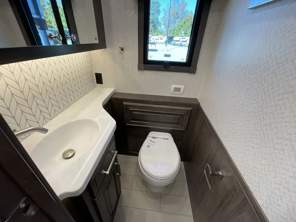 2026 Entegra Coach Aspire 44D, Photos photo 26