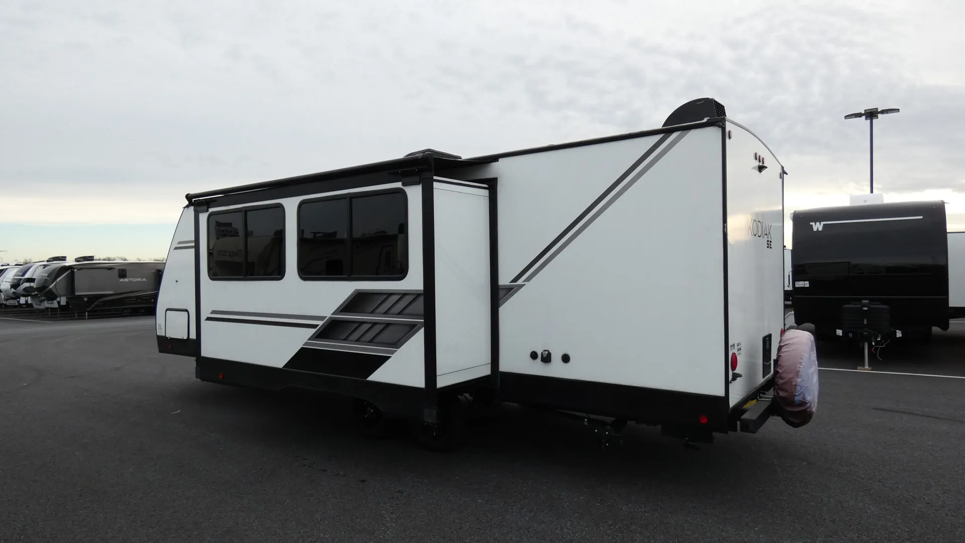 2022 Dutchmen Kodiak SE 27SBH - Photo 4