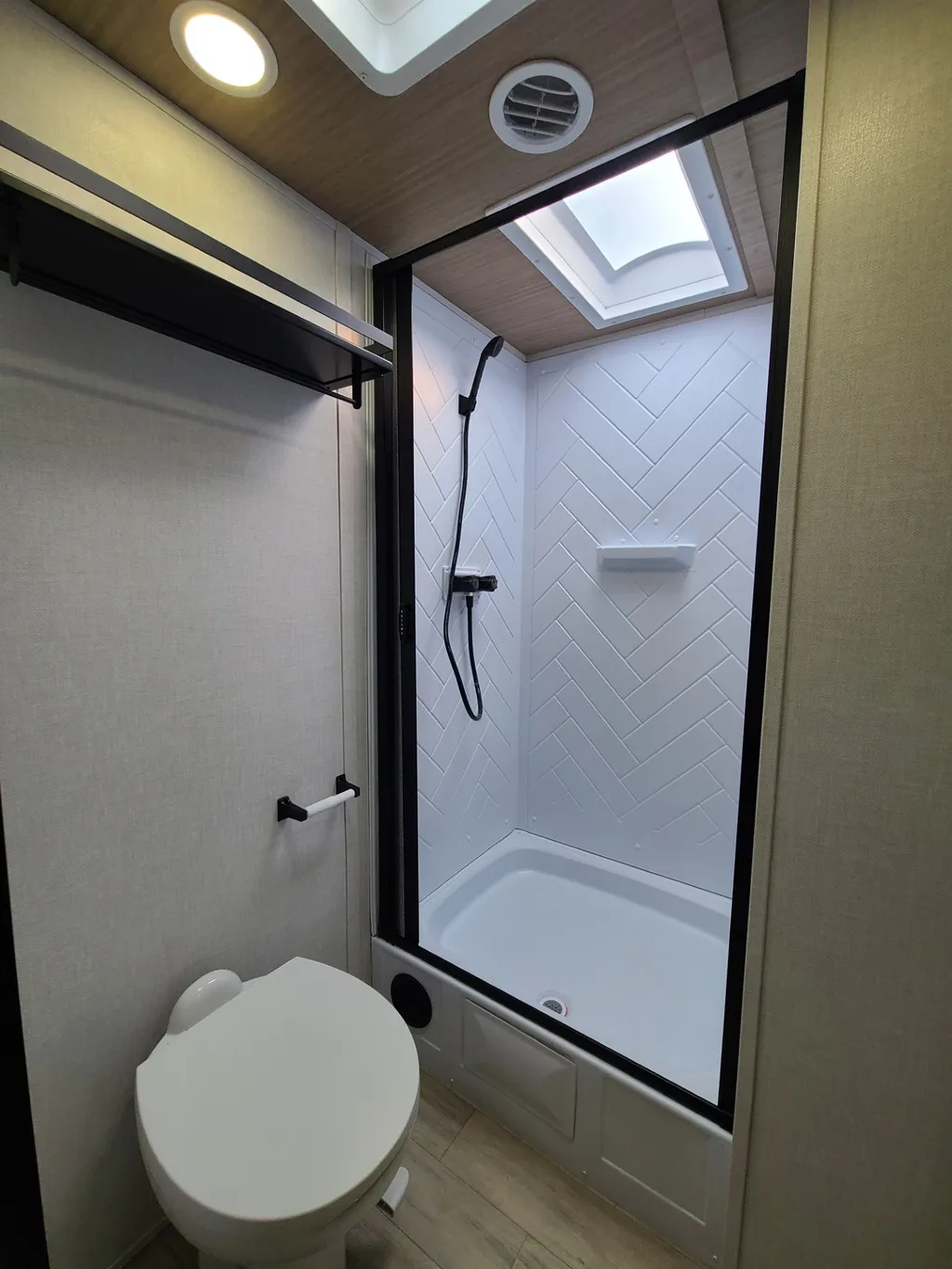 2026 Forest River Vibe 3400SB, Photos photo 38