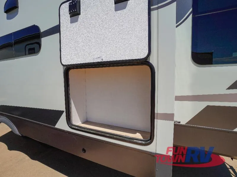 2026 Forest River Rockwood Signature 361RL - Photo 3