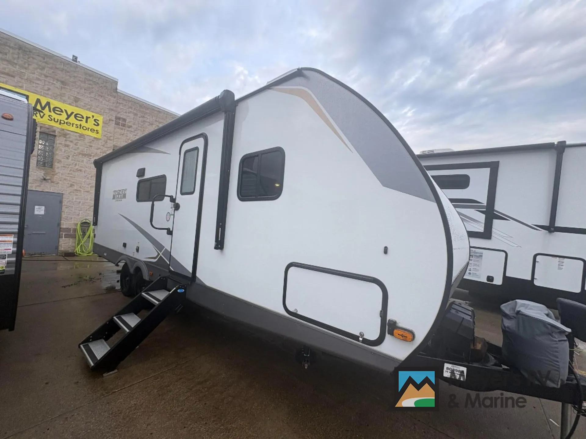 2025 Coachmen Northern Spirit SE 24RB - Photo 2