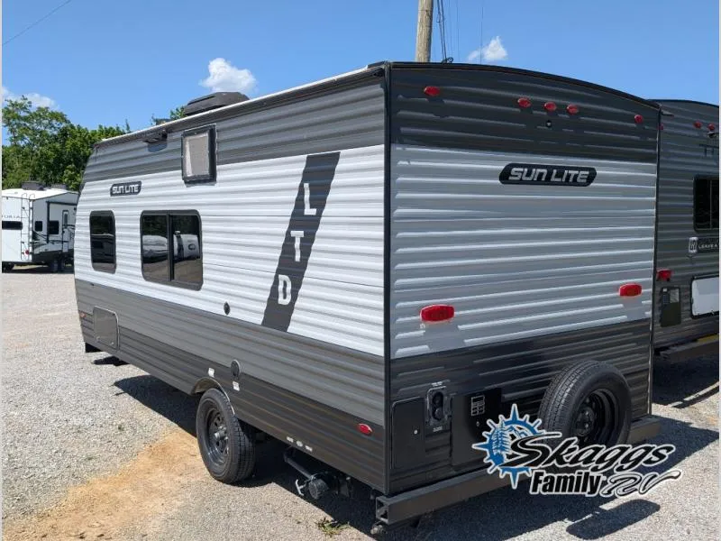 2024 Sunset Park RV Sun Lite LTD 19BH - Photo 4