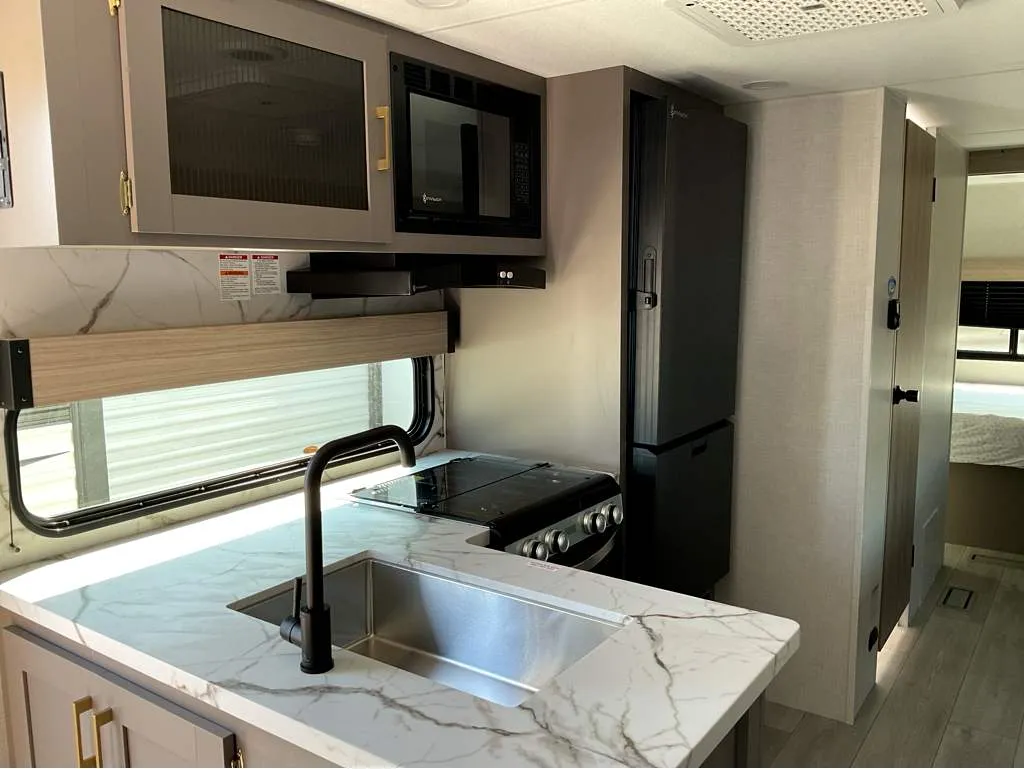 2026 KZ RV Sportsmen SE 301DBSE - Photo 4